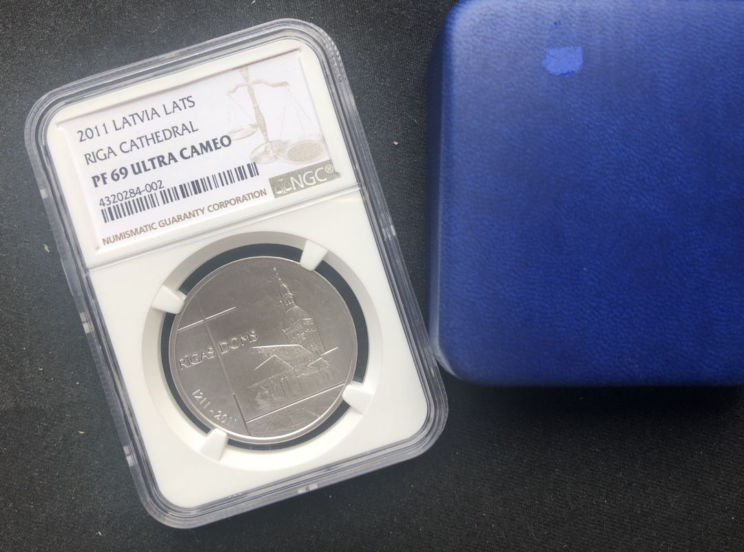 【币观天下】第七十三期拍卖 【拉脱维亚】里加大教堂ngc69【获奖币】