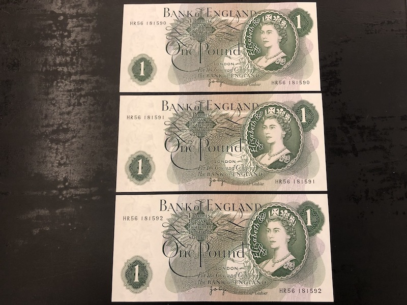 收藏联盟第九十期拍卖 英国C序列1镑三张连号 UNC