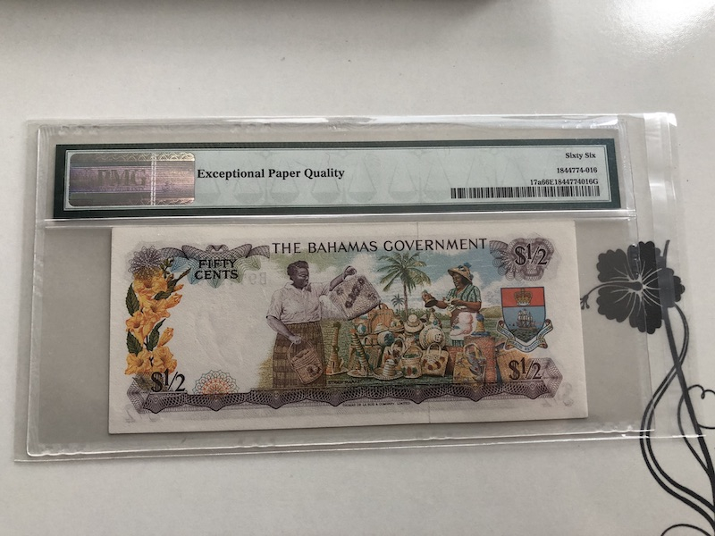 收藏联盟第九十一期拍卖 1965年巴哈马彩背版本1/2元 PMG66E S/N:B977860