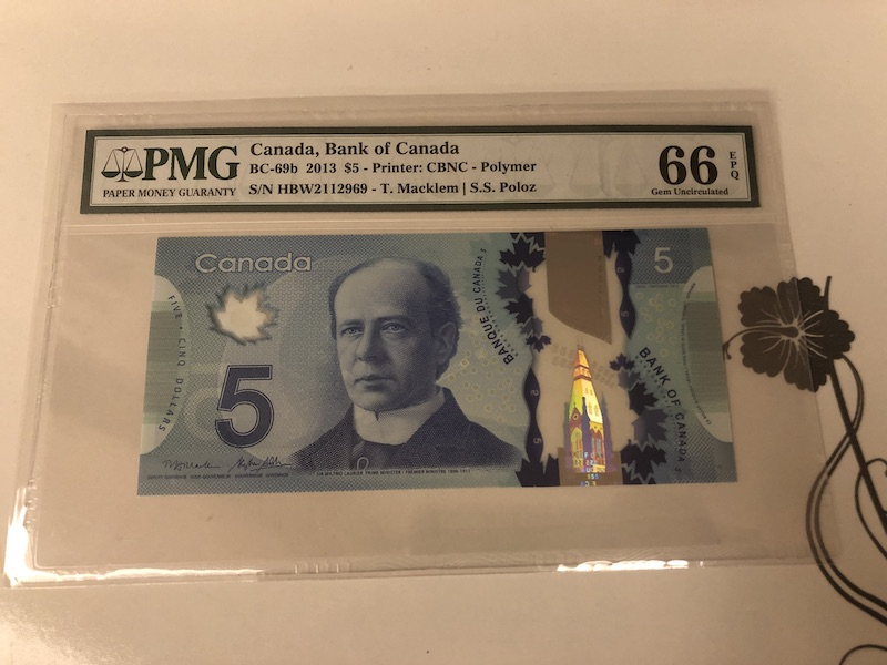 收藏联盟第九十一期拍卖 2013年加拿大5元 PMG66E S/N:HBW2112969