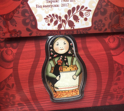 【随心拍&GetCoin】现代金银币拍卖第二十五期 【纽埃】纽埃2017年1新西兰元，应景中国生肖鸡年 俄罗斯“抱鸡套套娃”彩色 异形(娃娃形)精制银币