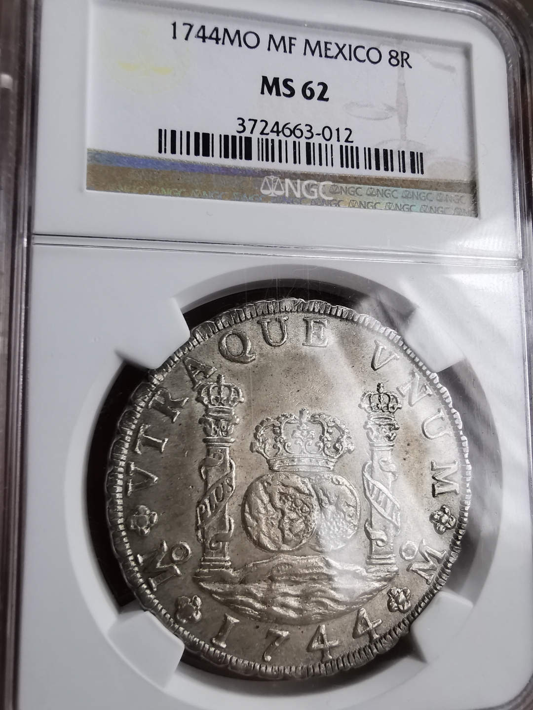 凡希社世界钱币微拍第九十三期 稀！1744墨西哥菲力五世地球双柱NGC-MS62罕见品