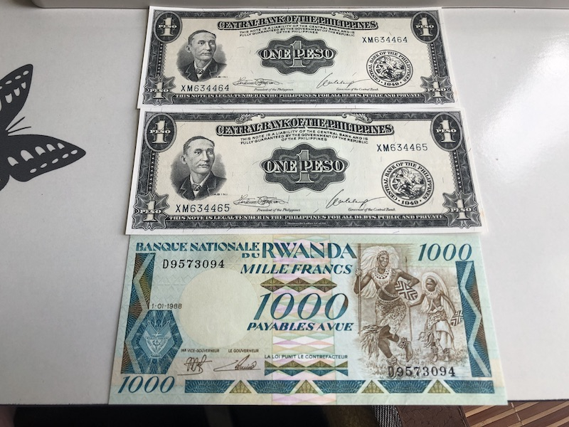 收藏联盟第九十三期拍卖 菲律宾49年1比索2张+卢旺达88年1000法郎