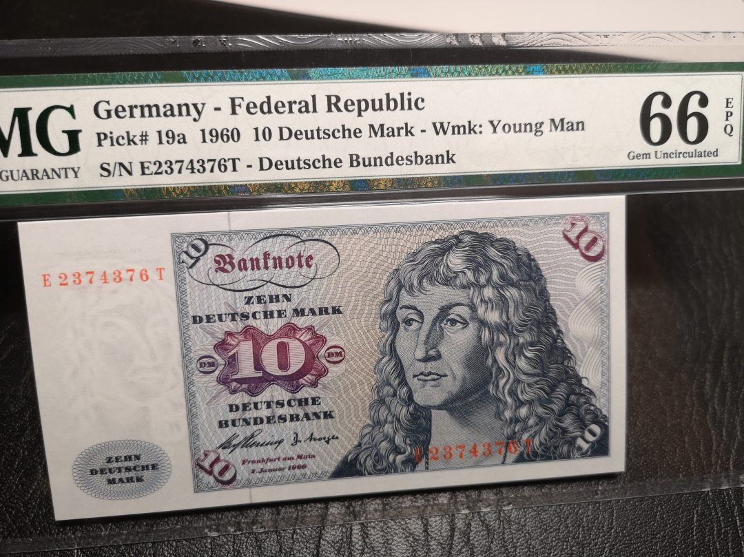 《外钞收藏家》第七十一期拍卖 1960年德国10马克 出版 pmg66