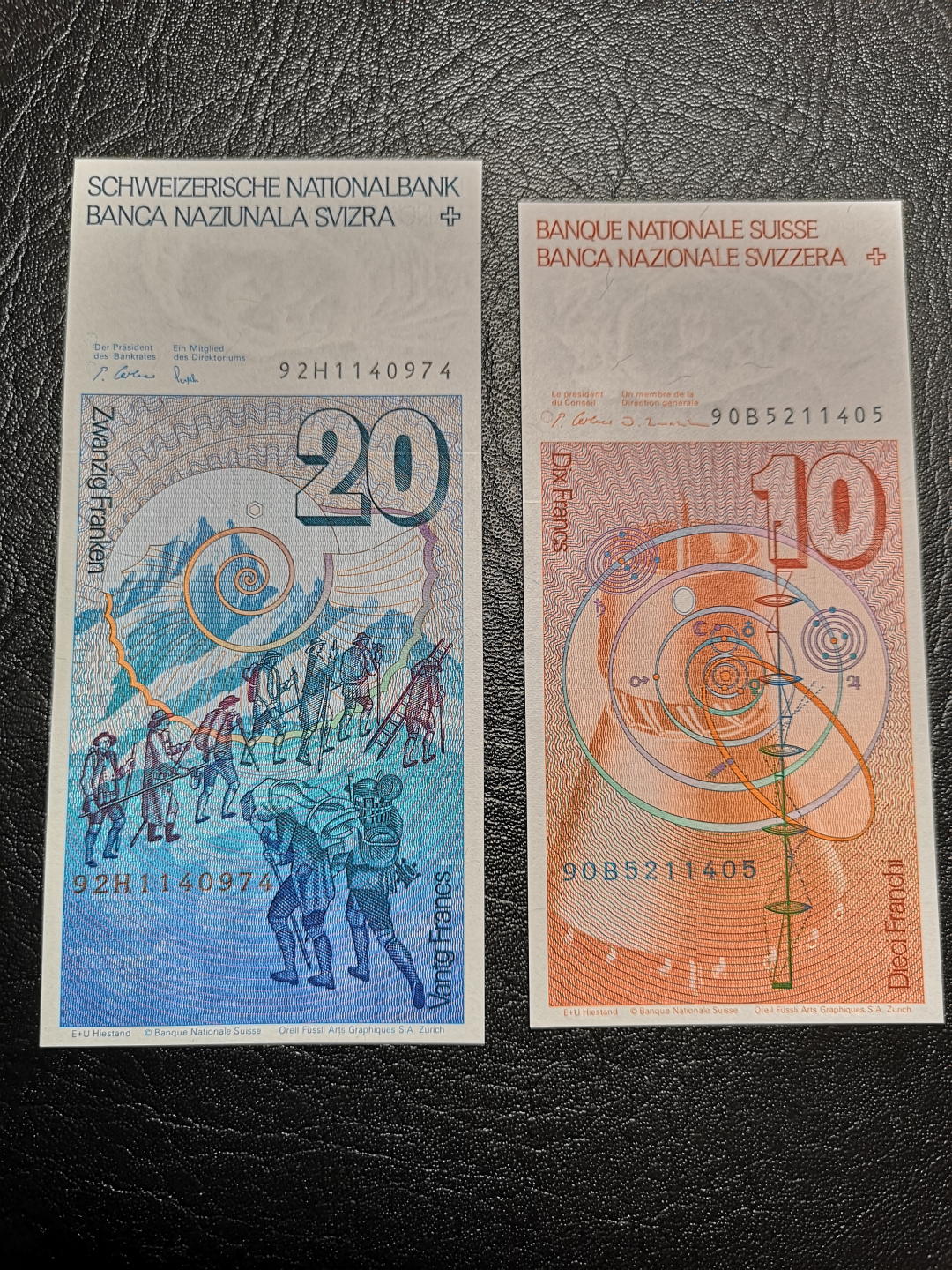 《外钞收藏家》第七十一期拍卖 瑞士人像版 20、10法郎两张  绝品