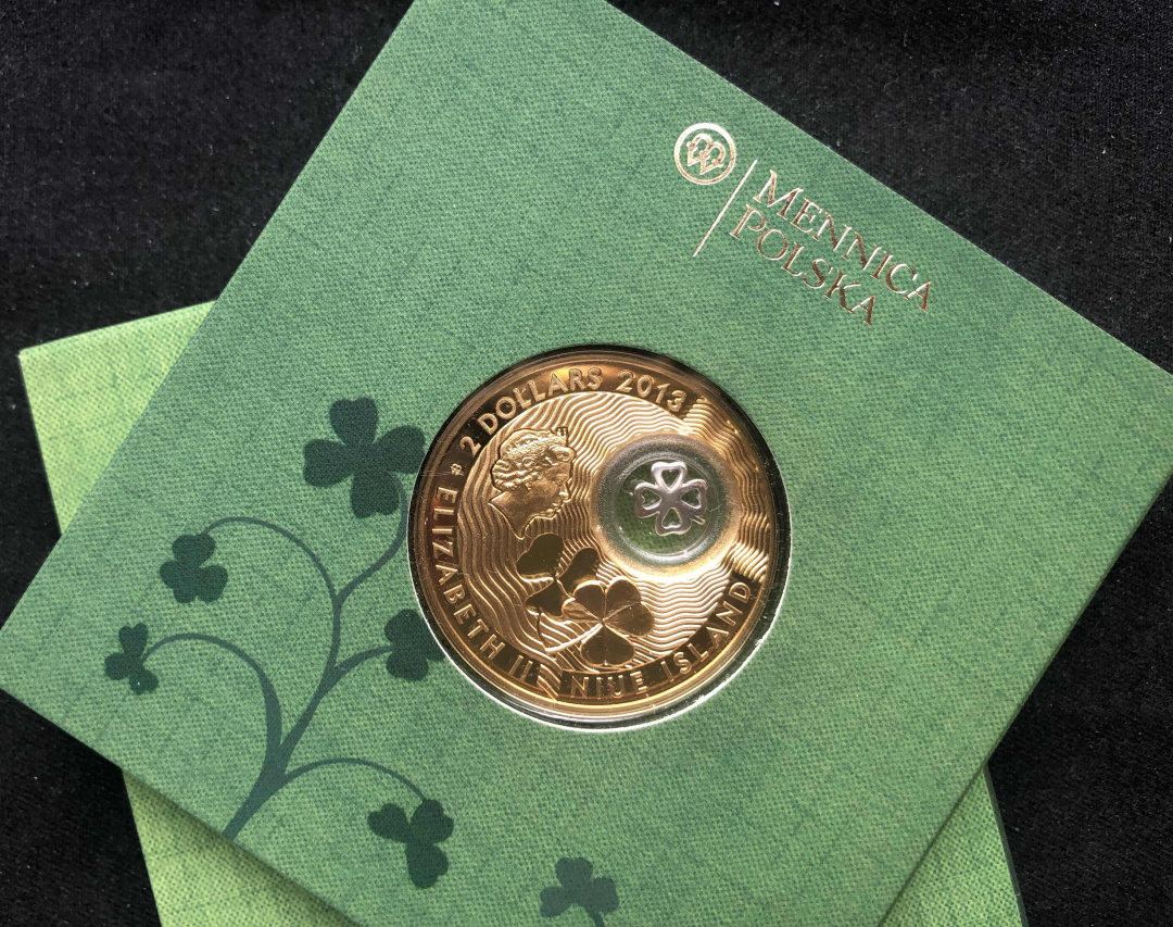 【币观天下】第七十六期拍卖 【纽埃】2013四叶草镀金银币【无证】