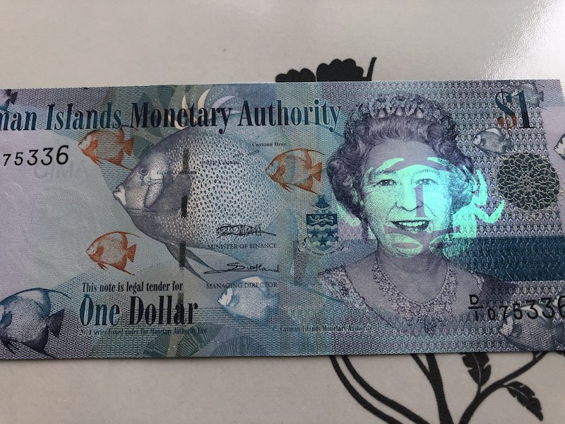 收藏联盟第九十四期拍卖 女王钞4张1元/镑免职 UNC如图 直布罗陀1元角轻微折