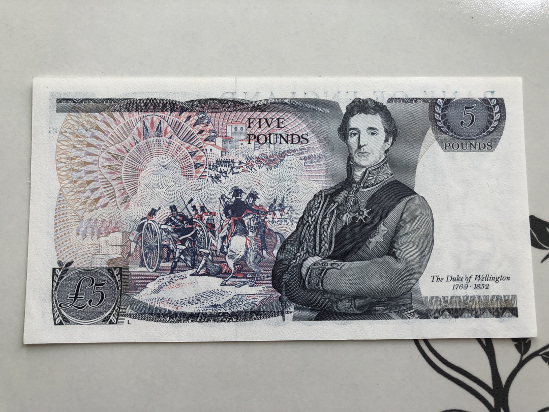 收藏联盟第九十四期拍卖 英国D序列5镑 UNC