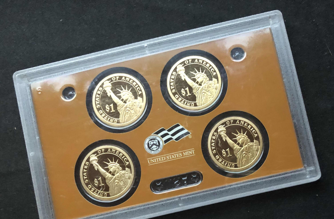 【币观天下】第七十七期拍卖 【美国】2011年总统精制币4枚