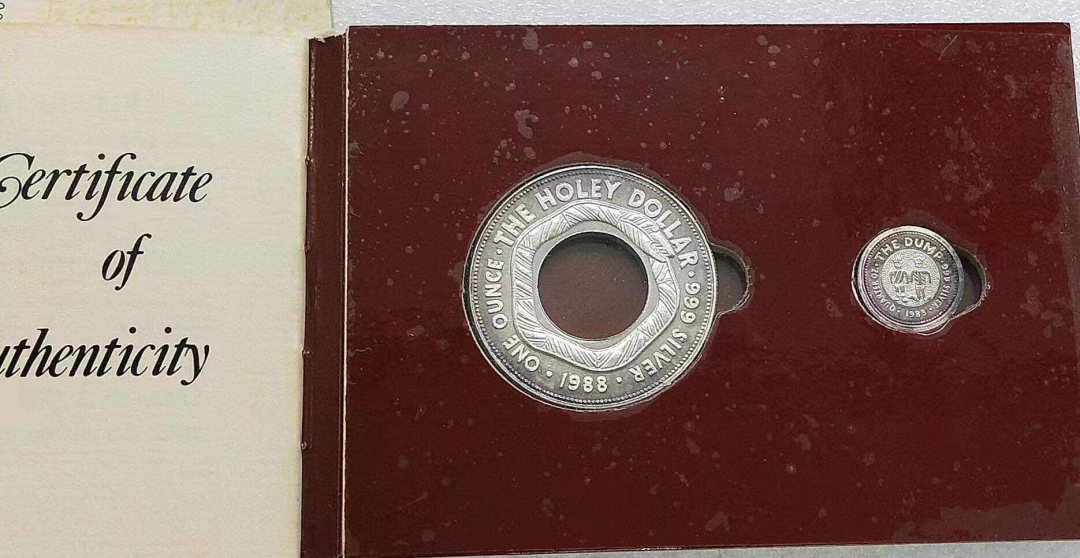 小魏钱币第29期中外金银币专场 澳大利亚1988年子母币大银币原包装