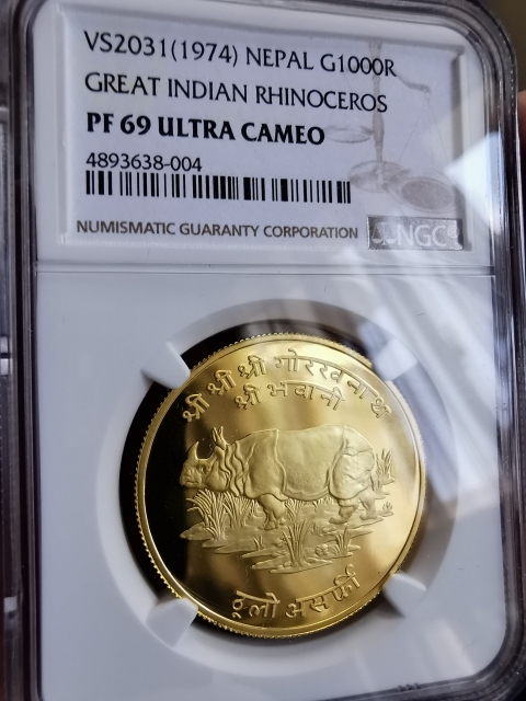 凡希社世界钱币微拍第九十五期 荐！1974尼泊尔印度草犀1000R大金NGC-PF69UC