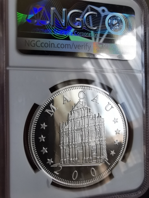 凡希社世界钱币微拍第九十五期 2001澳门生肖蛇100元银NGC-PF69UC原盒证书