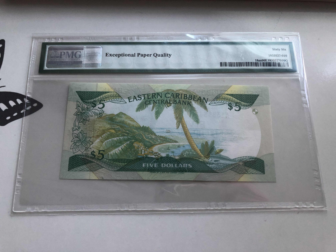 收藏联盟第九十五期拍卖 1986-88东加勒比5元 PMG66E