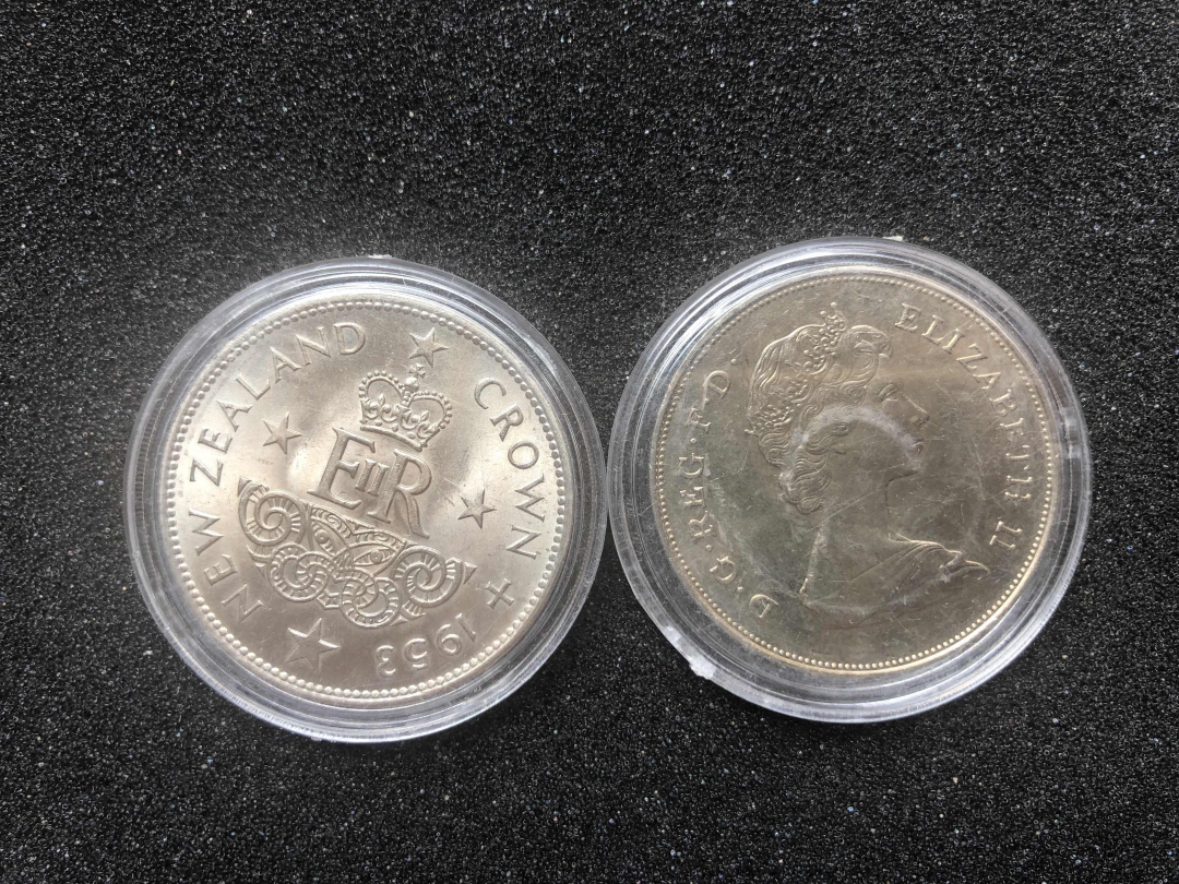 【币观天下】第七十八期拍卖 1953女王加冕克朗+黛安娜王妃克朗【镍币】