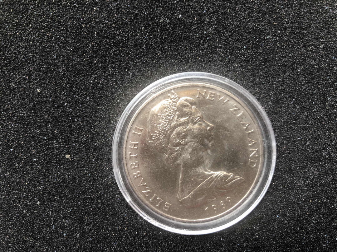 【币观天下】第七十八期拍卖 【新西兰】库克船长发现新西兰克朗币【秒杀】