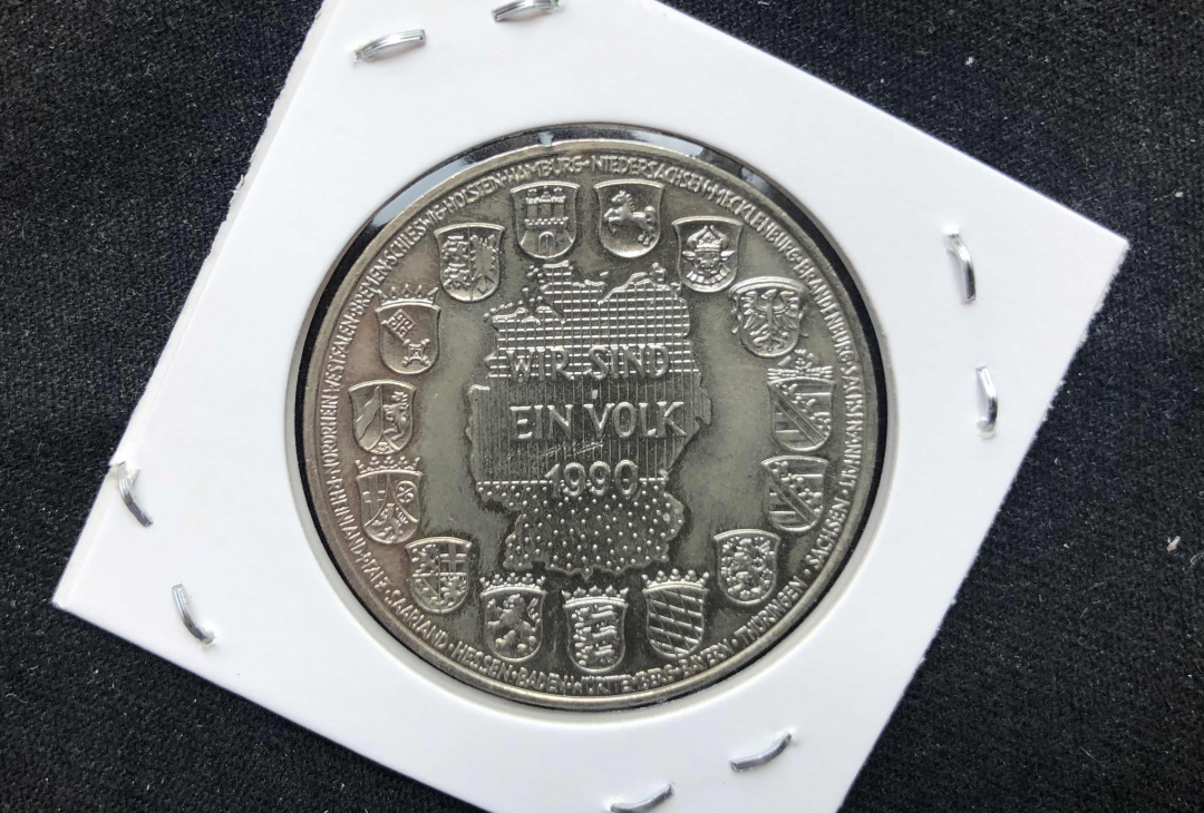 【币观天下】第七十八期拍卖 【德国】1990地图和邦徽纪念章