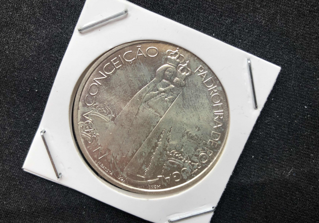 【币观天下】第七十八期拍卖 【葡萄牙】葡萄牙1000埃斯库多银币 1996年 孔塞桑的守护神大银币