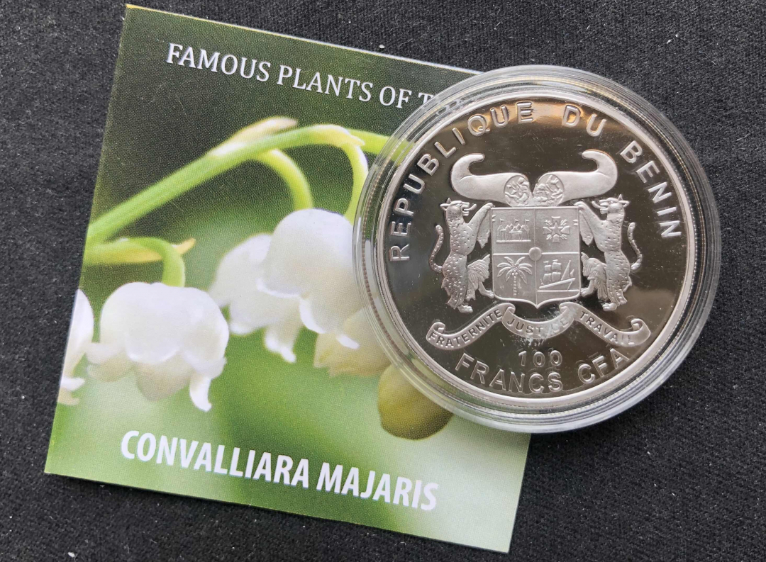 【币观天下】第七十八期拍卖 【贝宁】2011年铃兰花银币