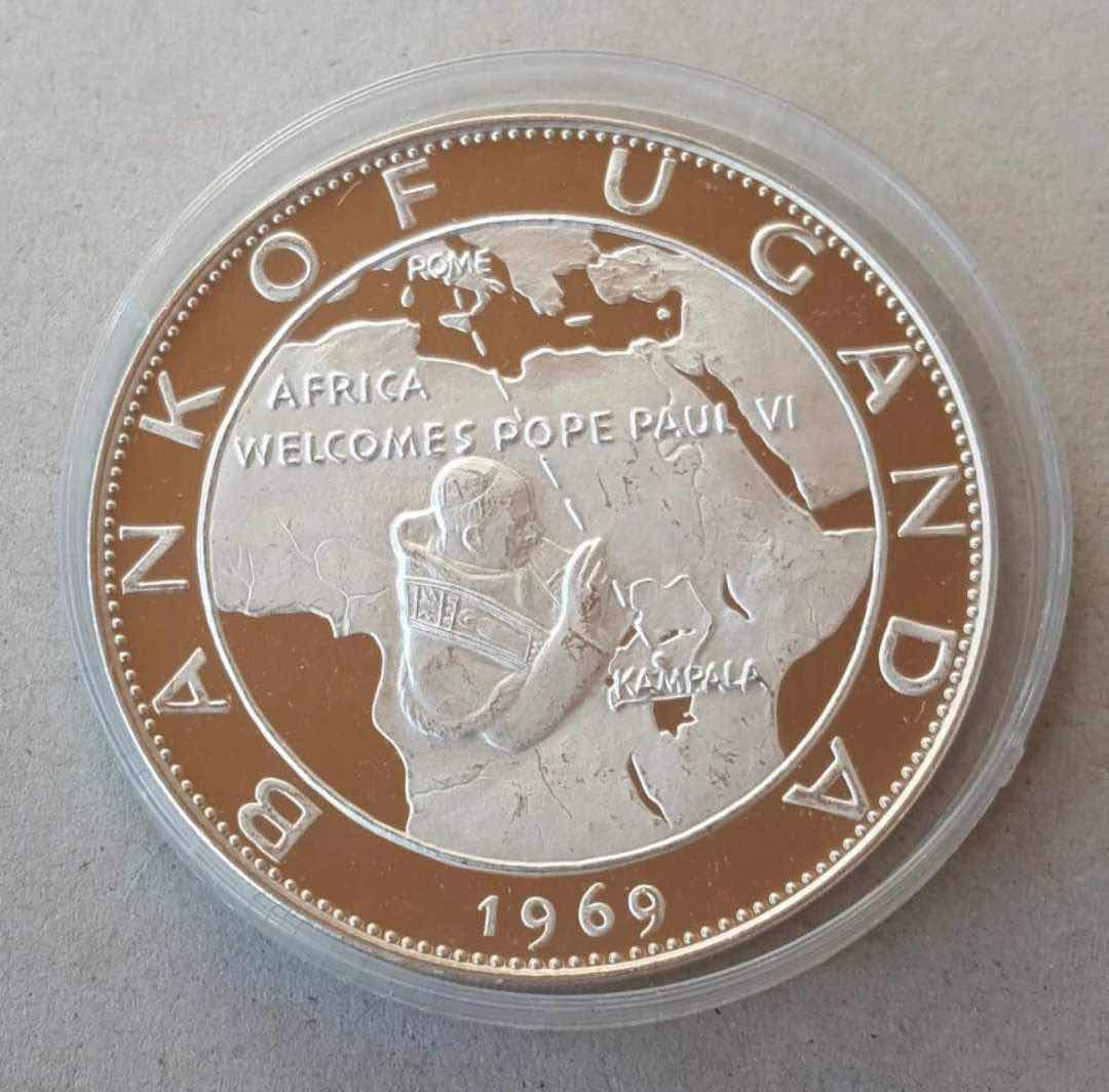 【币观天下】第七十八期拍卖 【乌干达】1969年教皇访问地图40克大银币 面值20先令