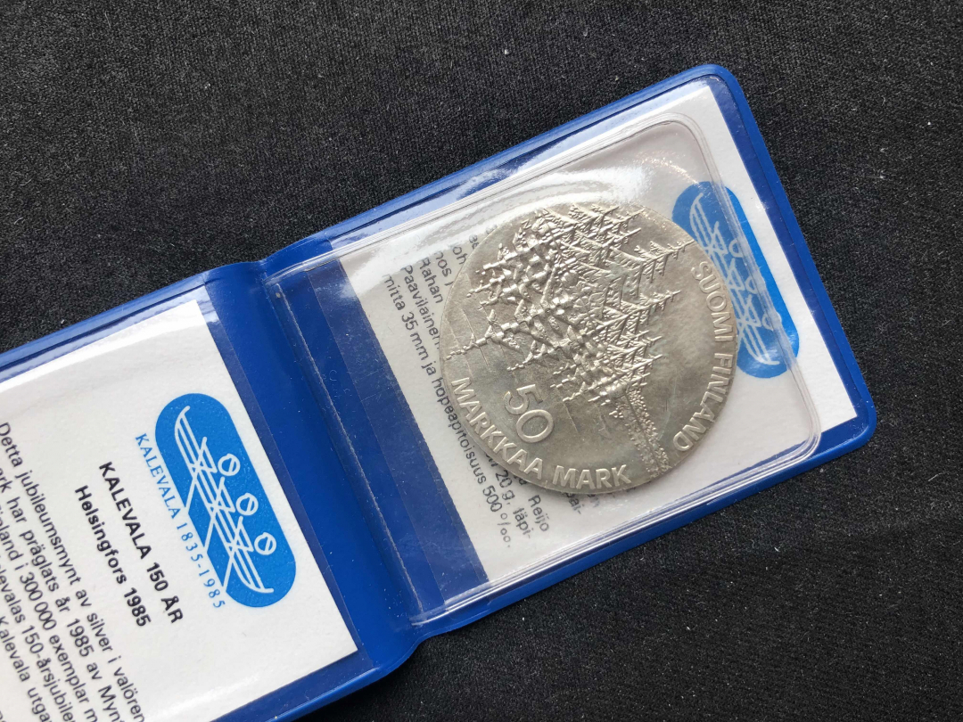 【币观天下】第七十八期拍卖 【芬兰】芬兰卡勒瓦拉银币【带蓝皮】