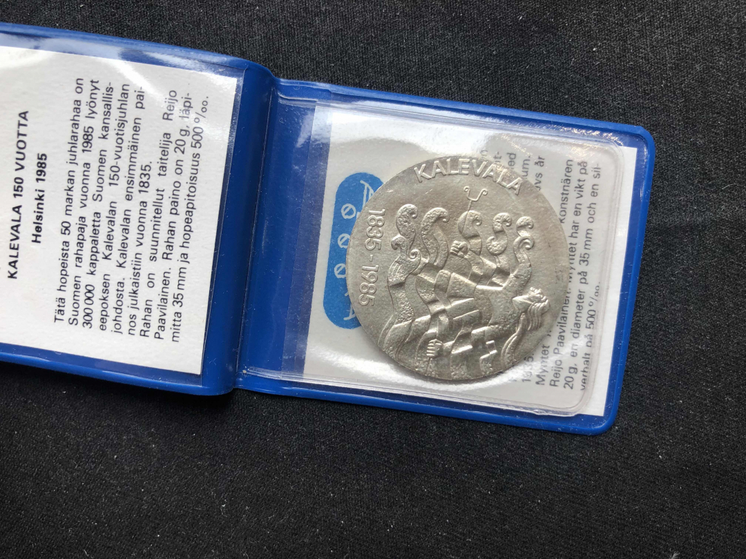 【币观天下】第七十八期拍卖 【芬兰】芬兰卡勒瓦拉银币【带蓝皮】