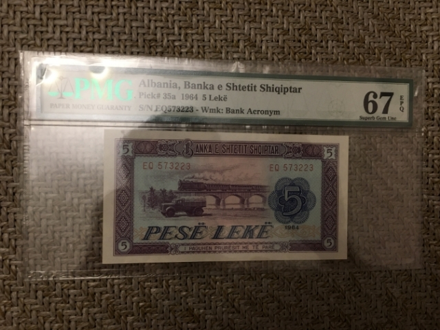 【鲸贝乐淘】千字文·第“玉出昆冈”号拍卖 【中国代印】1964年阿尔巴尼亚5元，pmg67e