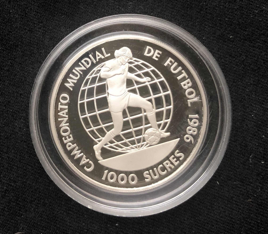 【币观天下】第八十一期钱币拍卖 【厄瓜多尔】1986年发行第13届世界杯足球赛精制纪念银币