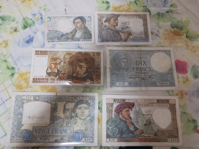 【鲸贝乐淘】千字文·第“剑号巨阙”号拍卖 【法国】老版法朗十张，流通品相，六到八品