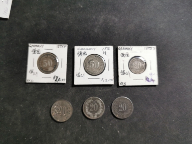 【鲸贝乐淘】千字文·第“珠称夜光”号拍卖 【流通硬币】硬币10枚，其中中国铜板1个，德国银币3枚含银9成，其他英国，德国，奥斯曼土耳其等不认识，品相如图，银币不错