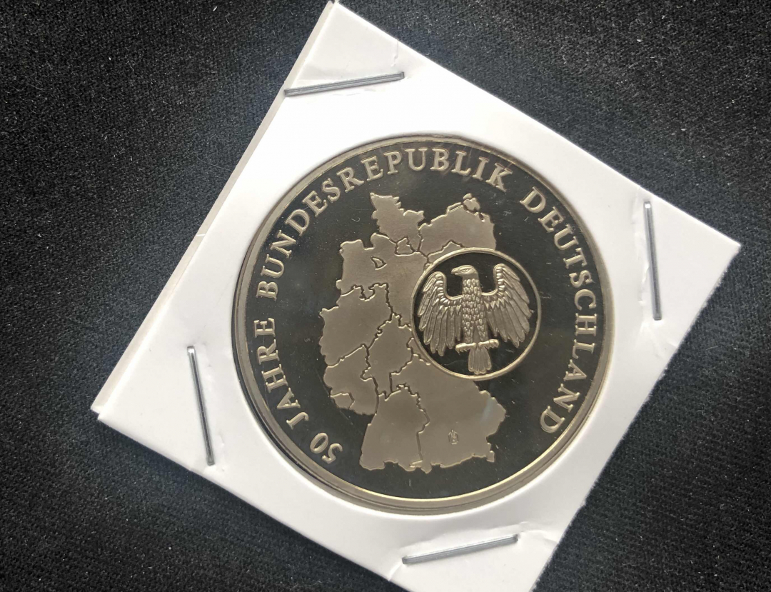 【币观天下】第八十四期钱币拍卖 【德国】1999统一10周年勃兰登堡门纪念章