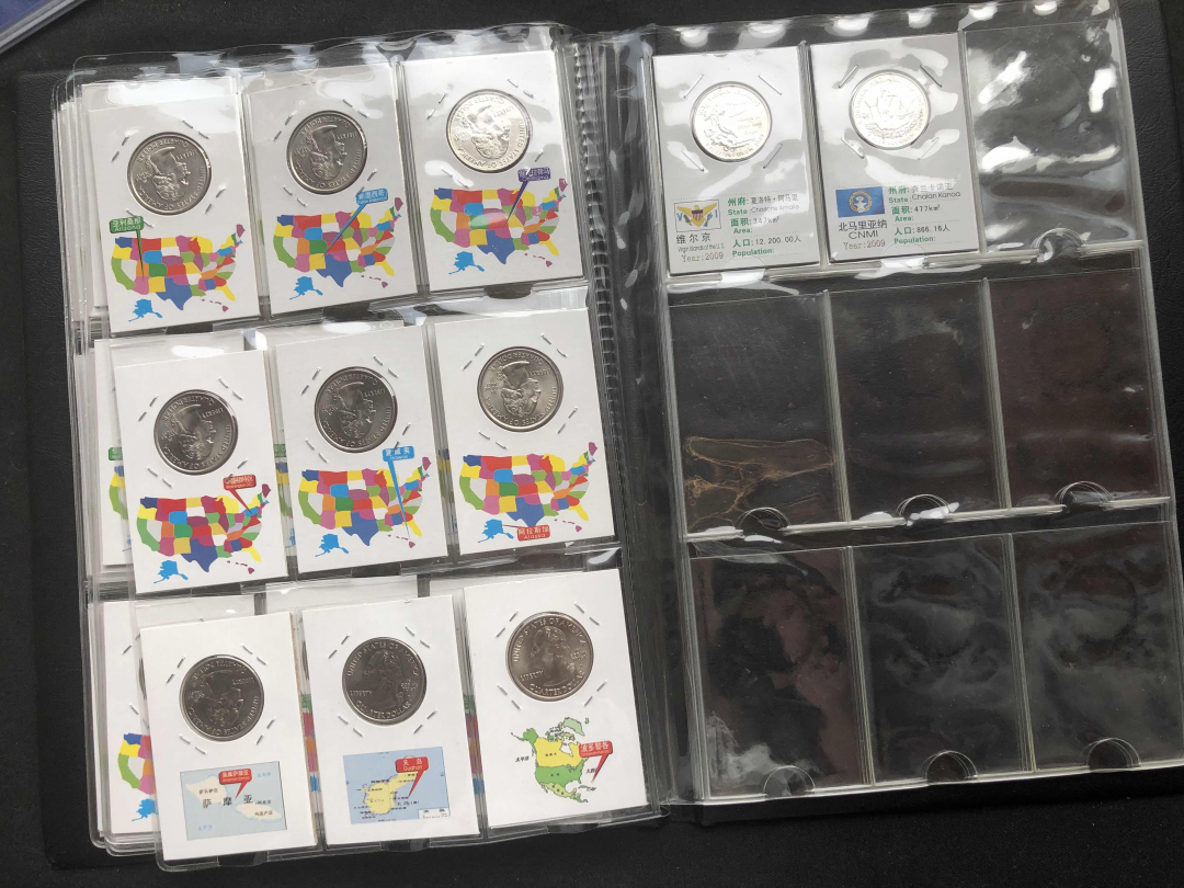 【币观天下】第八十四期钱币拍卖 【美国】1999-2009年美国50州+6个美属地流通纪念币全套礼册装【d版】