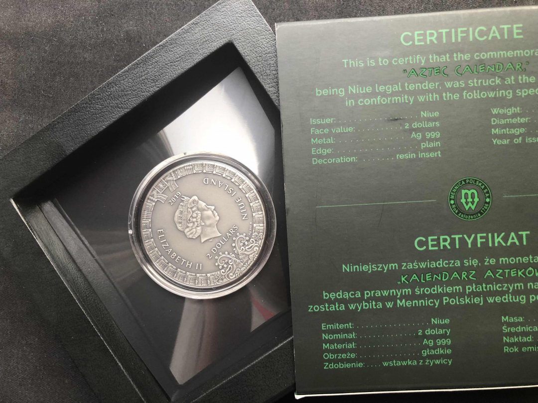 【币观天下】第八十四期钱币拍卖 【高浮雕系列】2019纽埃2oz古印第安文明阿兹特克日历石高浮雕仿古银币