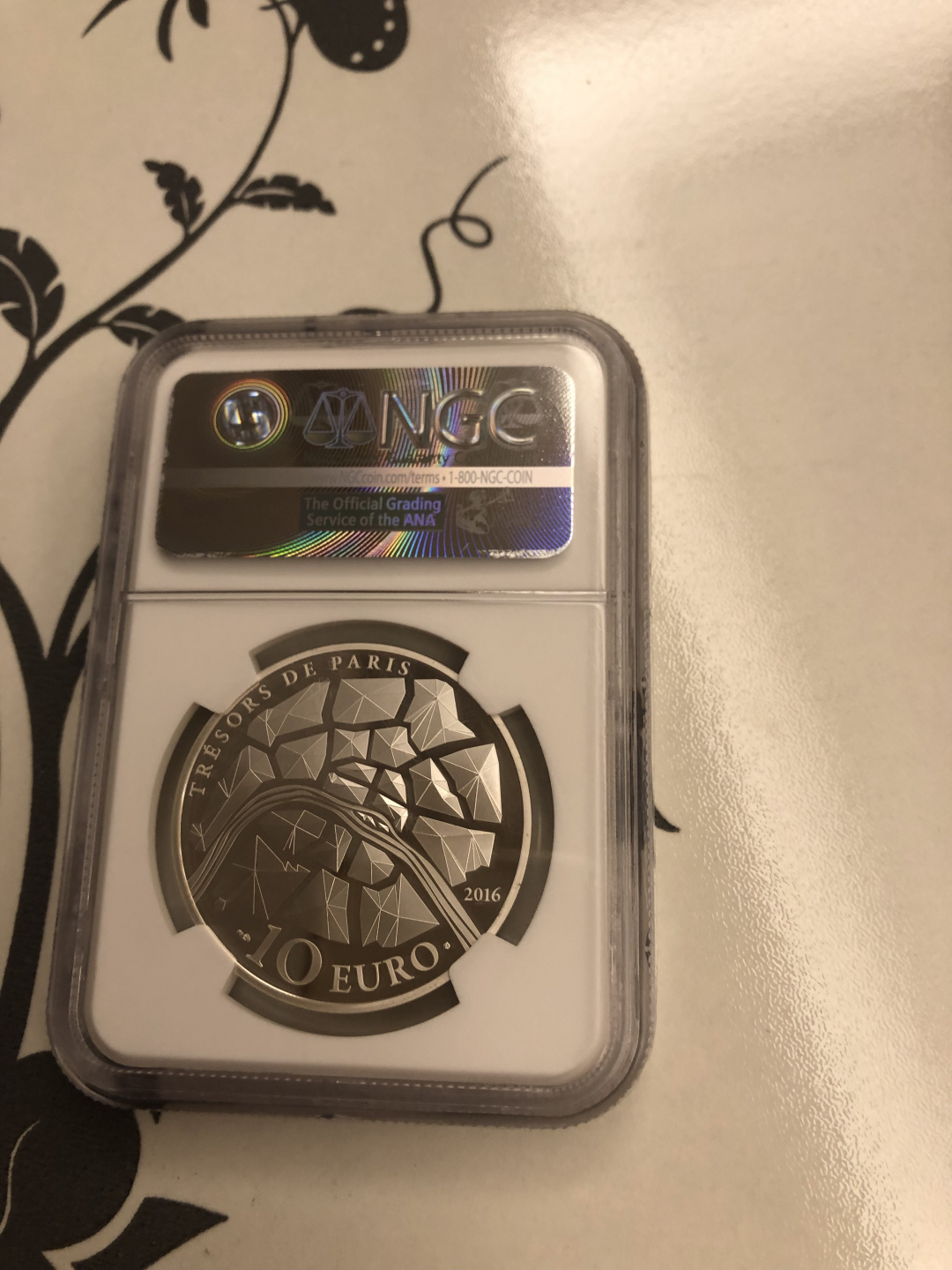 【收藏联盟】第九十九期拍卖 法国2016年巴黎歌剧院纪念彩色精制银币·原盒证书（NGC PF69UC）