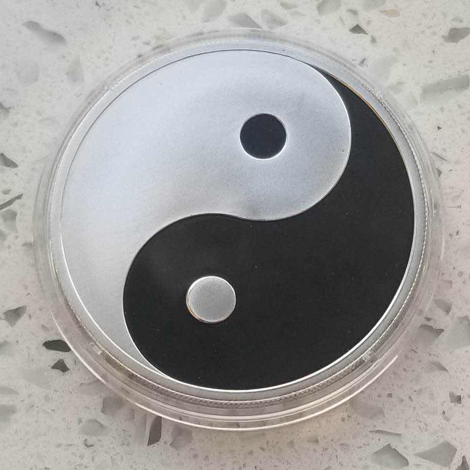 【币观天下】第八十四期钱币拍卖 蒙古2007年太极阴阳纪念币