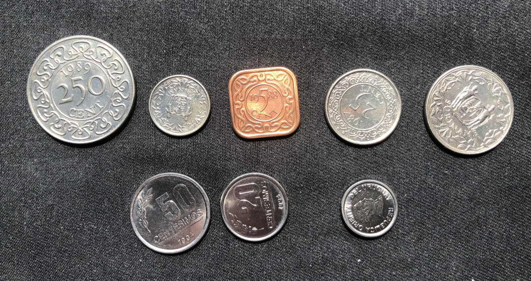 【币观天下】第八十四期钱币拍卖 【苏里南硬币5枚+乌拉圭硬币3枚】