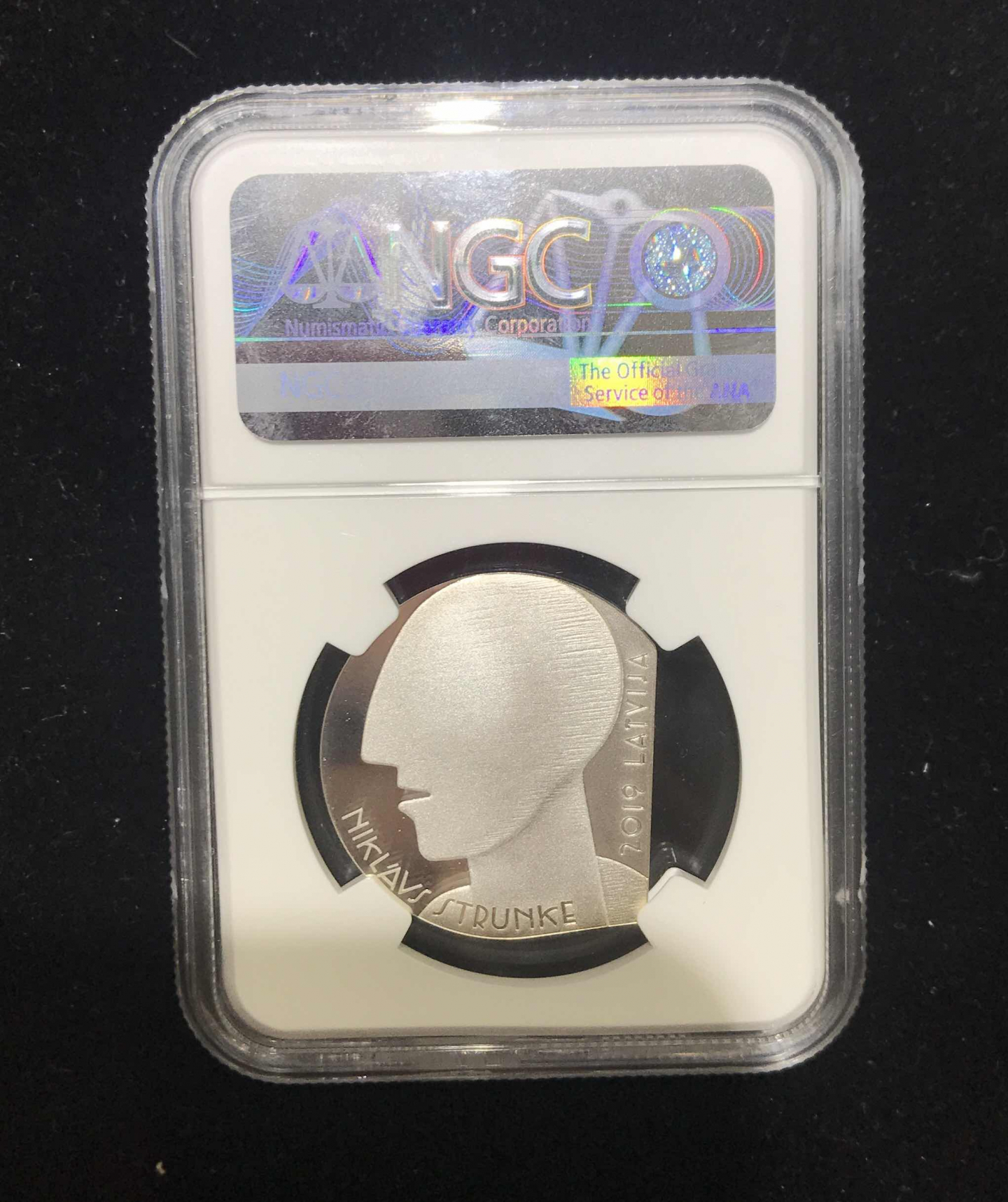 【随心拍&GetCoins】🌟广州展销会CICE专场🌟现代金银币拍卖第三十四期 拉脱维亚2019年斯特鲁克《进入房间的人》异形银币NGC70首期蓝标