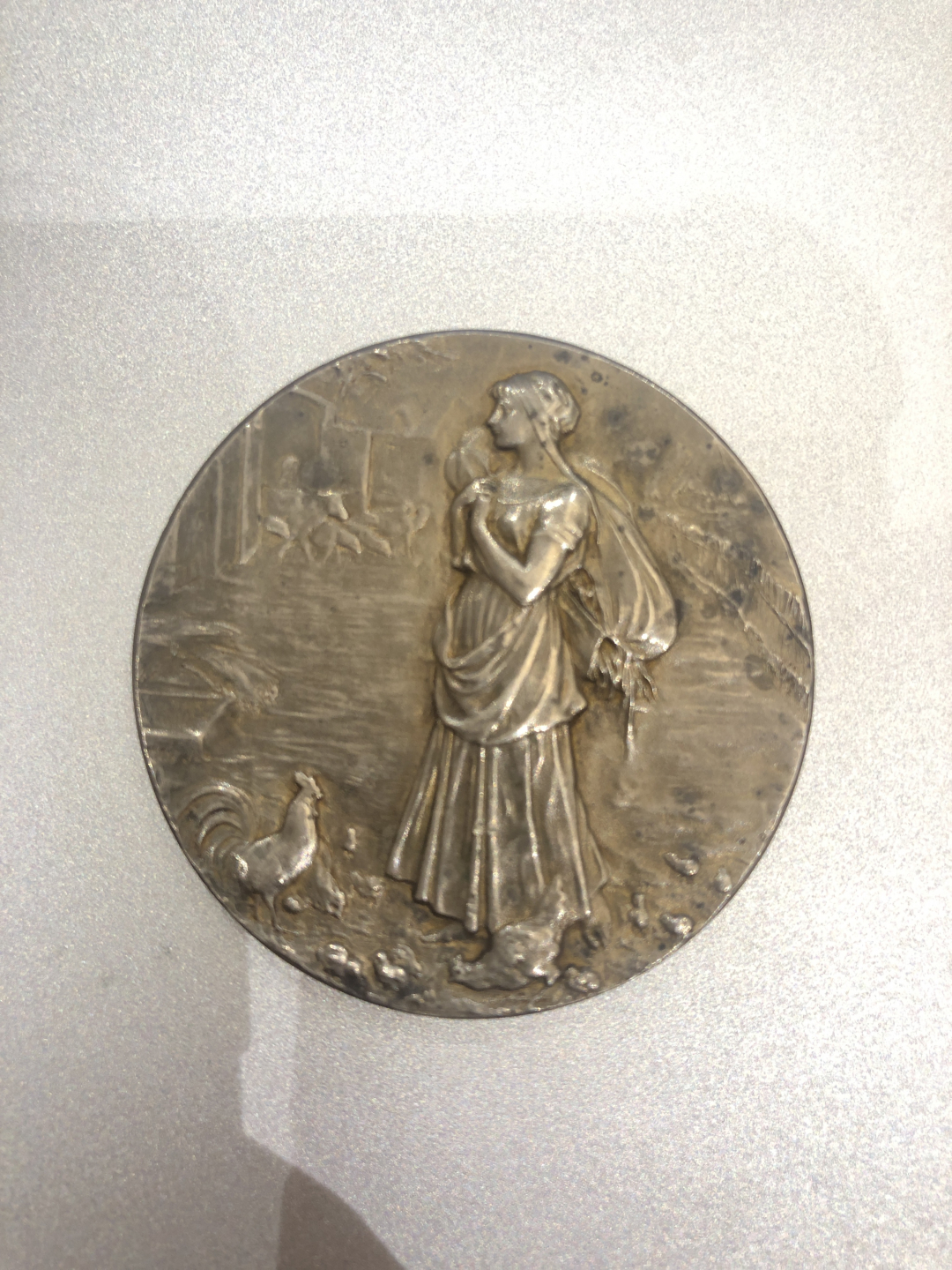 喜迎国庆70周年，艺术麦朵尔（纪念章）拍卖（CICE） 农妇