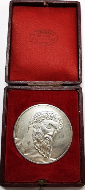 凡希社世界钱币微拍CICE专场拍卖 二十世纪希腊海神波塞冬精美大银章51mm67克原盒