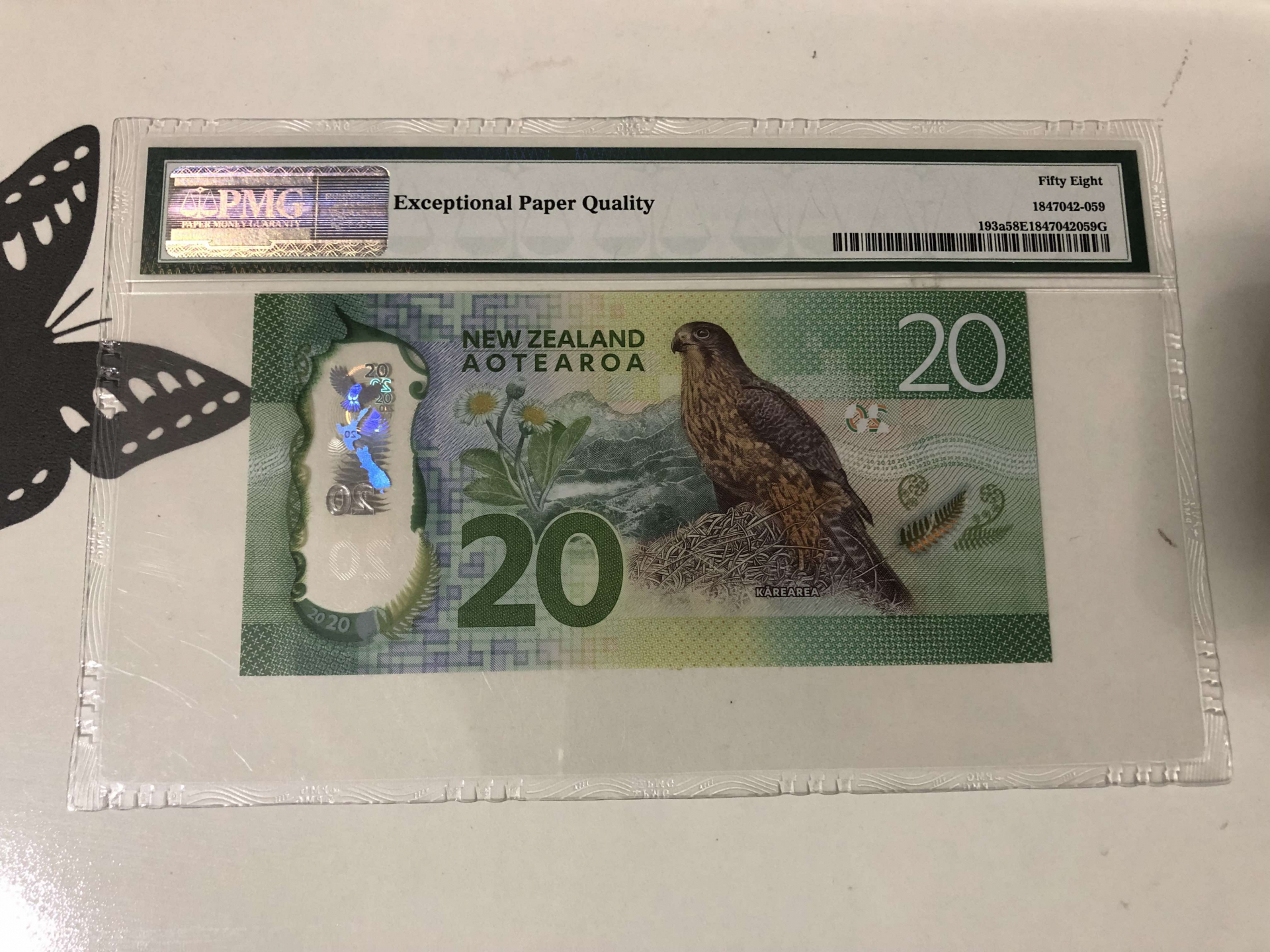 【收藏联盟】第101期拍卖——开启新纪元 新西兰 2015-16年 20元 PMG58EPQ  塑料钞 p193a 女王纸币