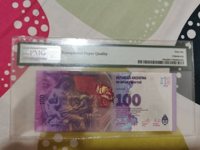 【鲸贝乐淘】千字文·第“菜重芥姜”号拍卖 【阿根廷】2012年100比索，PMG67E，贝隆夫人