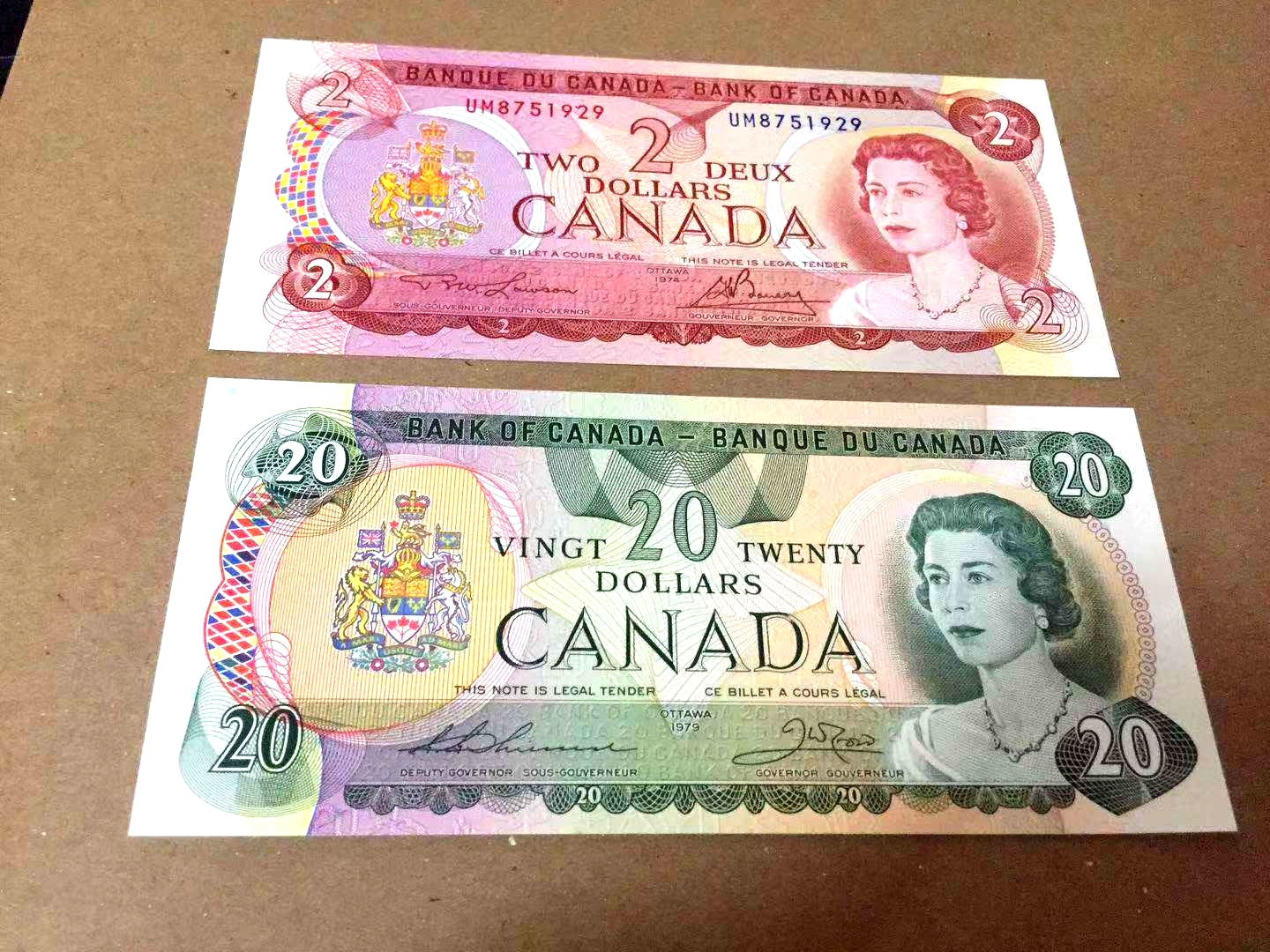 【收藏联盟】第102期拍卖 【一组2张】加拿大 1979年20元和1974年2元 全新UNC 绝品 