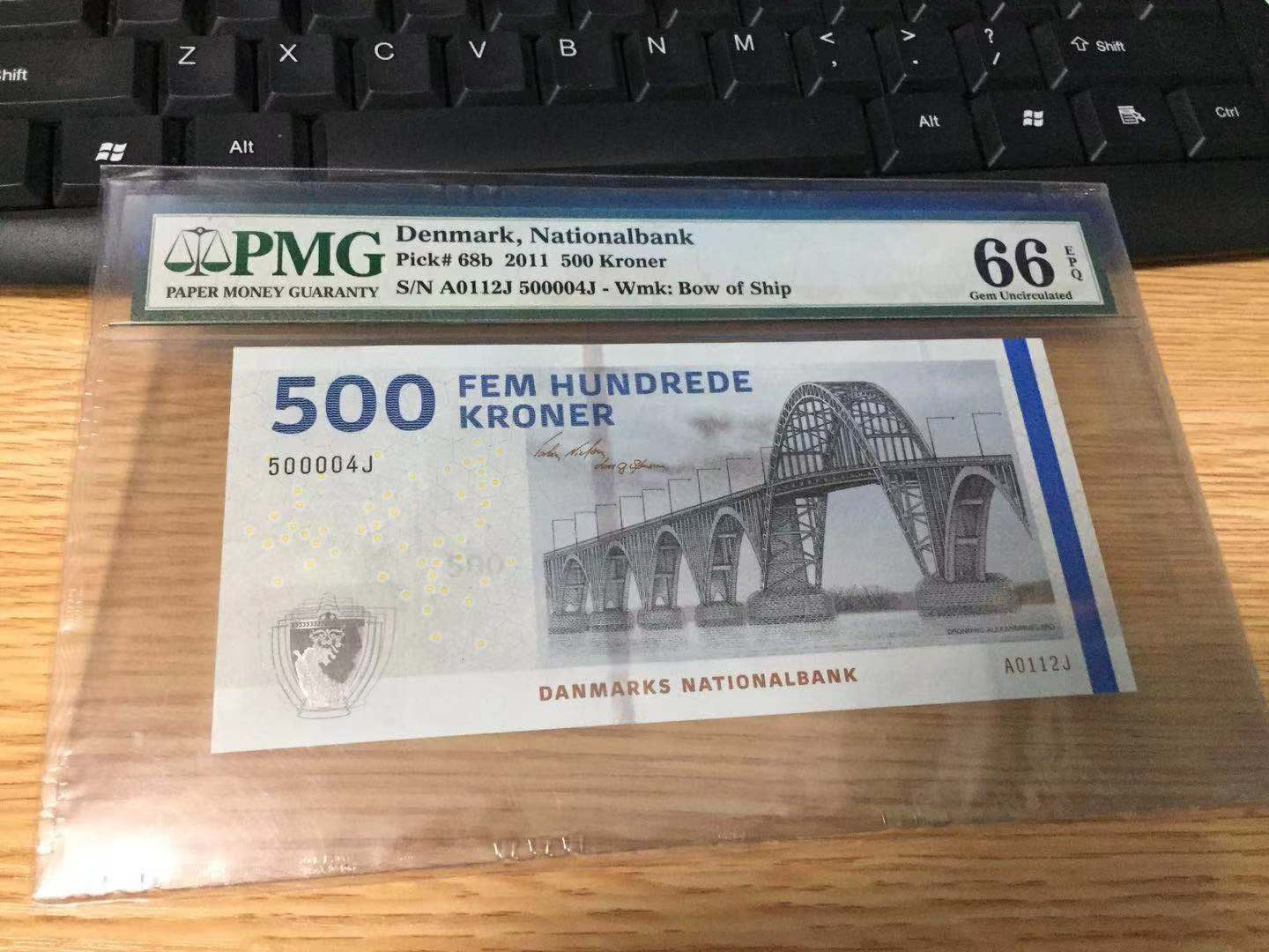 【收藏联盟】第104期拍卖 丹麦 2011年 500克朗 PMG66EPQ 大桥与文物版
