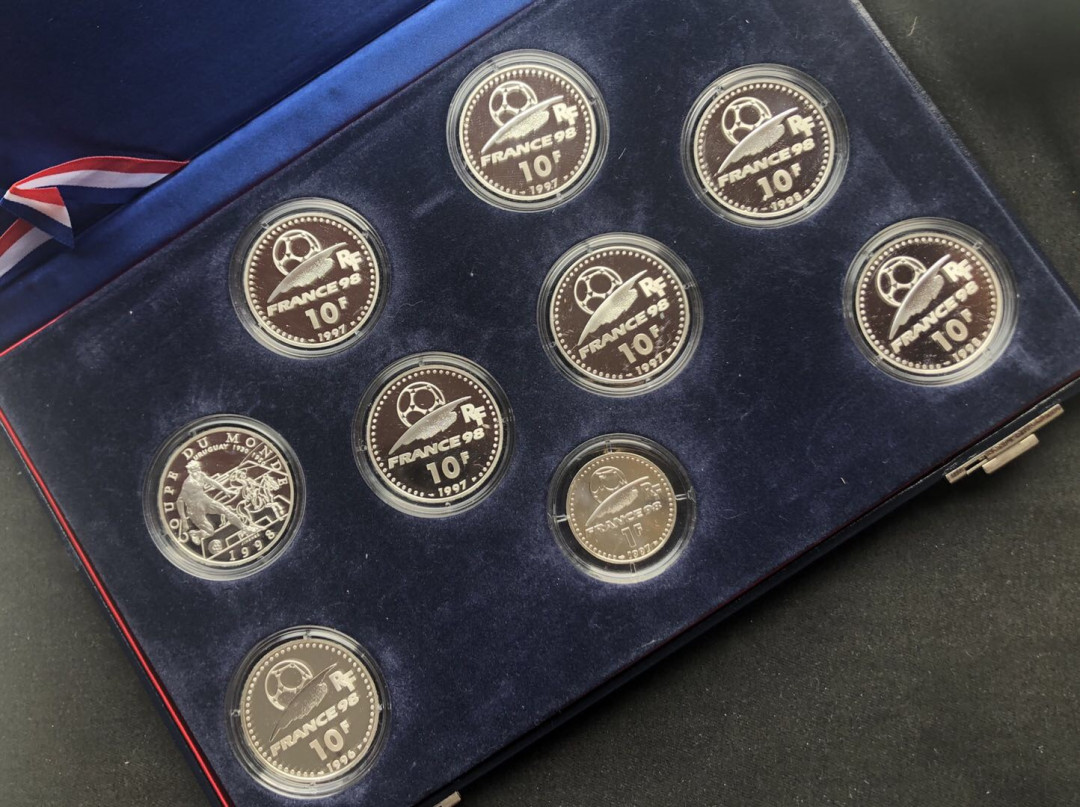 【币观天下】第八十六期钱币拍卖 【法国】1998年世界杯银币9枚【精制银币】