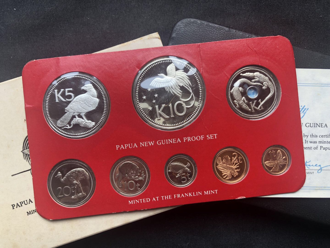 【币观天下】第八十六期钱币拍卖 【巴布亚新几内亚】1976年套币8枚【包含2枚银币】