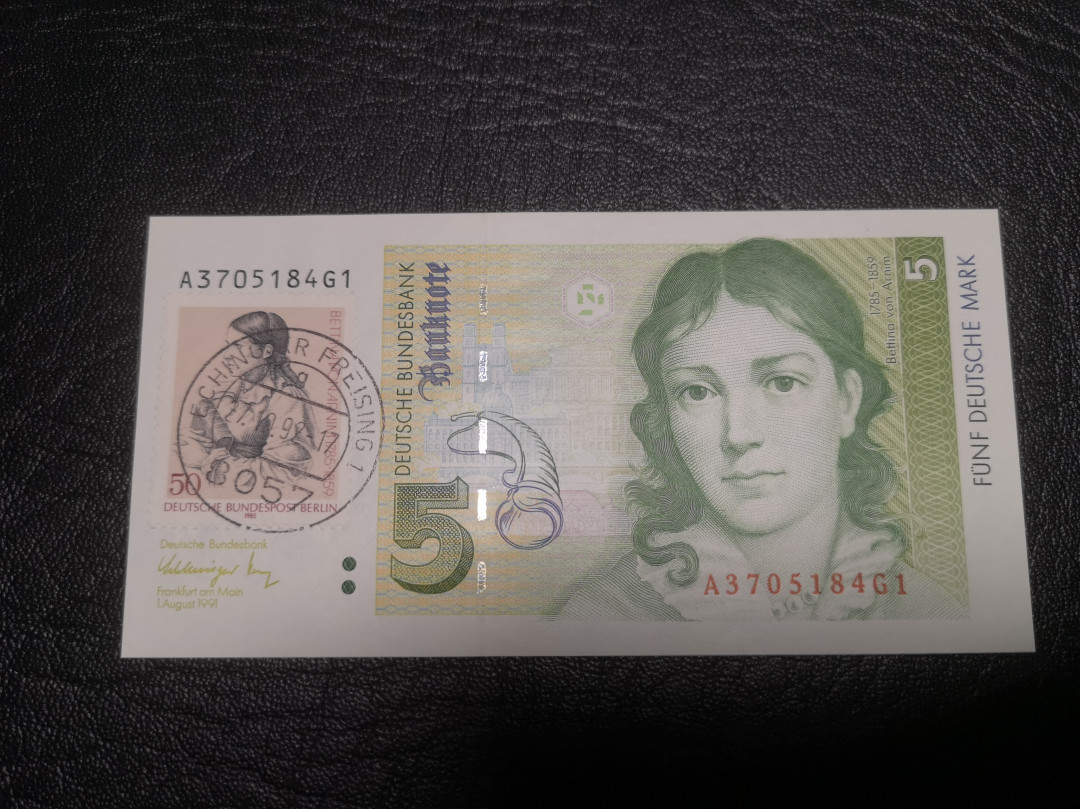 《外钞收藏家》第七十二期拍卖 德国末版20、10、5马克 全新品相 每张都贴了邮票 特别纪念版