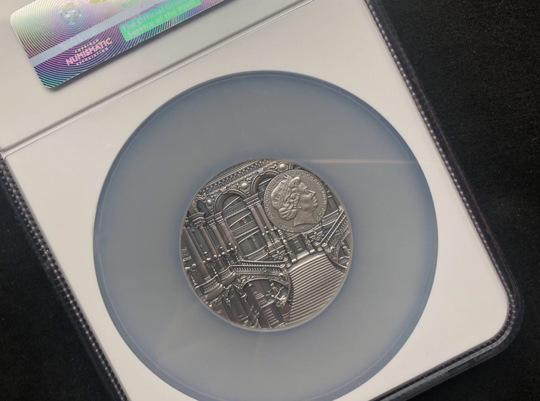 【币观天下】第八十七期钱币拍卖 2016帕劳琥珀镶嵌巴洛克艺术2oz银币ngc70