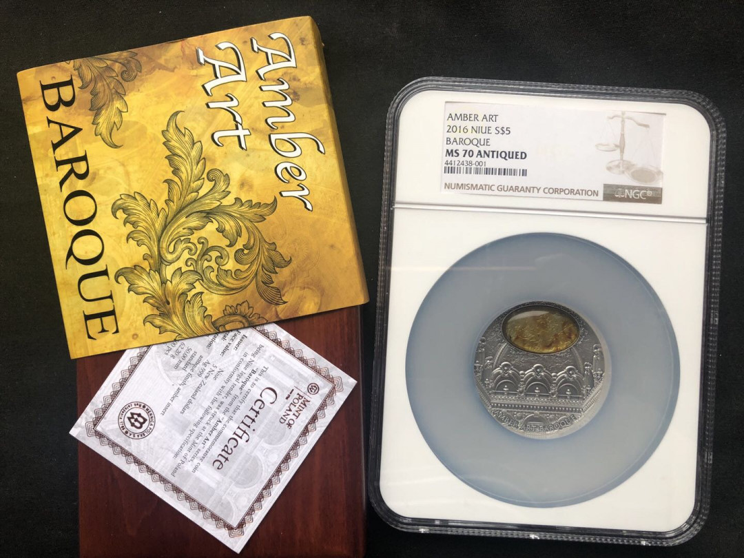 【币观天下】第八十七期钱币拍卖 2016帕劳琥珀镶嵌巴洛克艺术2oz银币ngc70