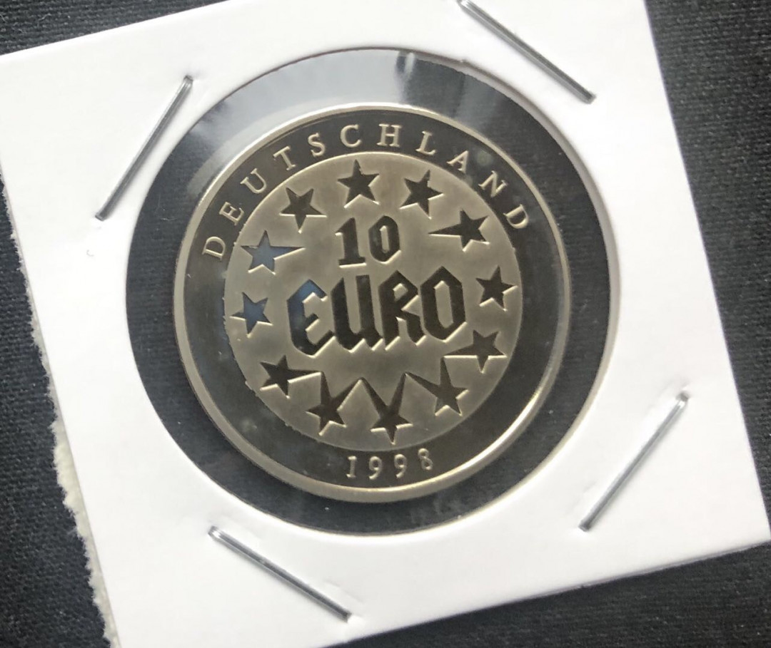 【币观天下】第八十七期钱币拍卖 1998德国牛背女神纪念章