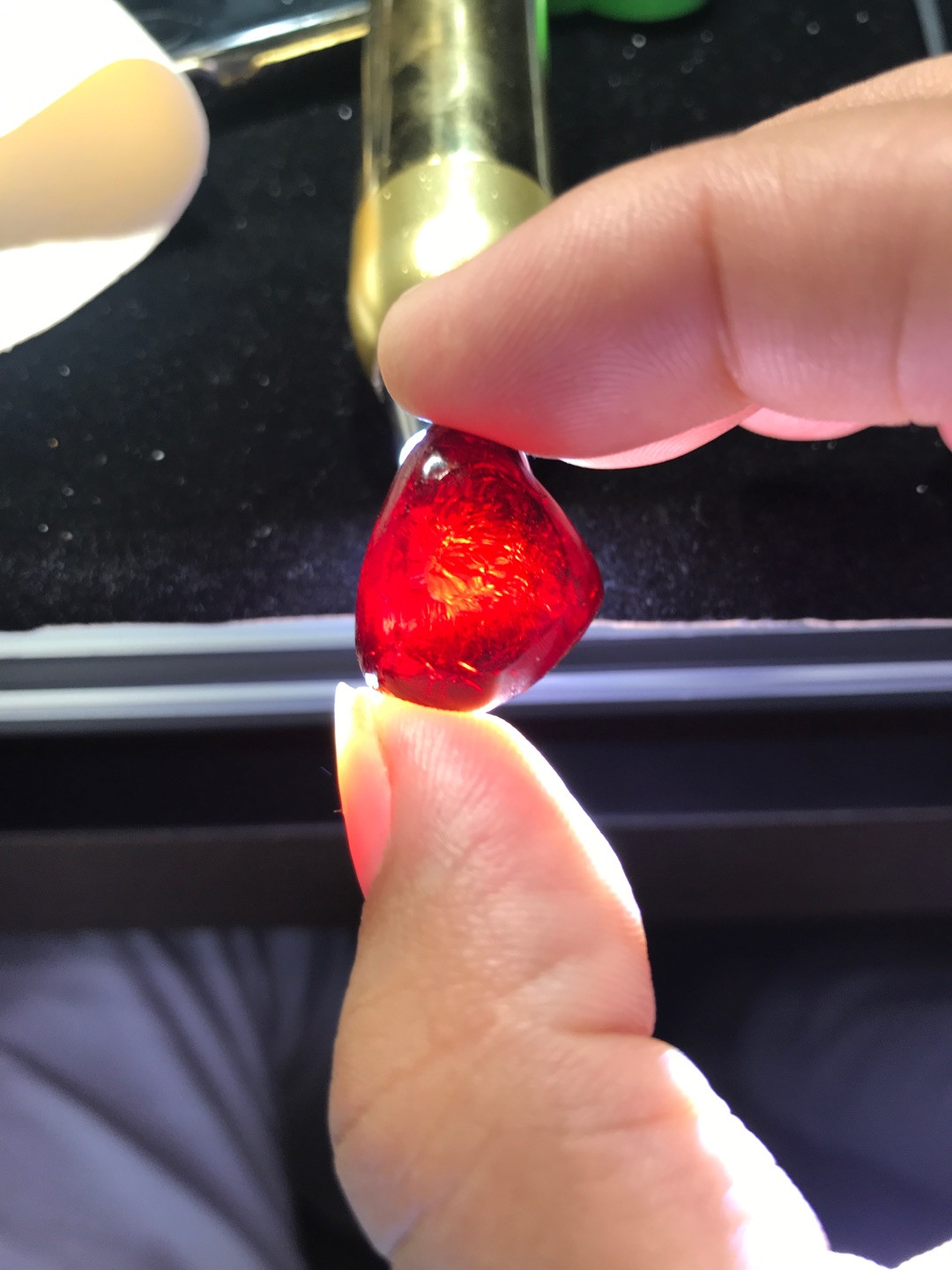 缅甸天然琥珀专场 缅甸天然樱桃红血珀原石