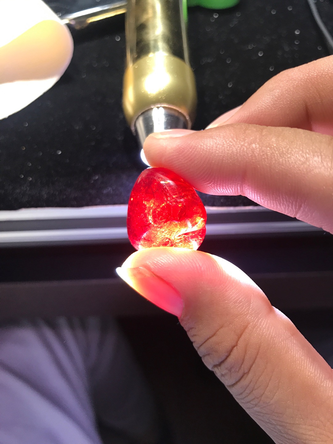 缅甸天然琥珀专场 缅甸天然樱桃红血珀原石